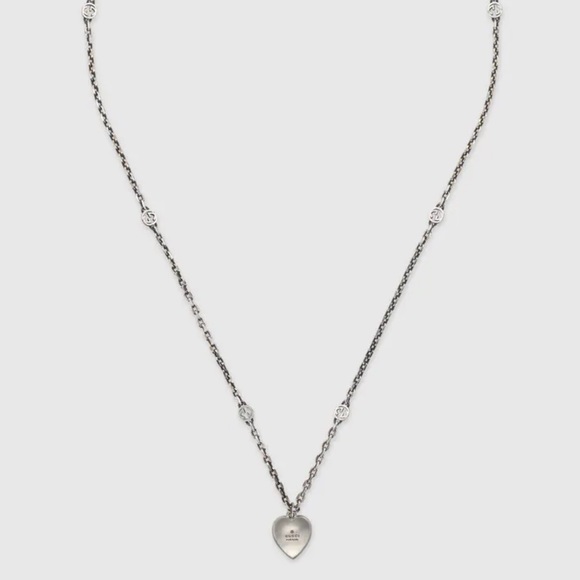 Necklace with Interlocking G enamel heart monogram chain silver red shiny - Picture 2 of 10